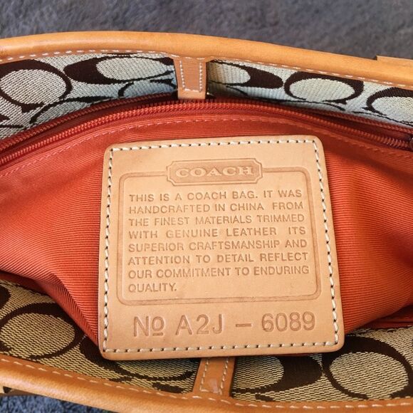 Pre🧡 Coach Purse - Picture 4 of 8